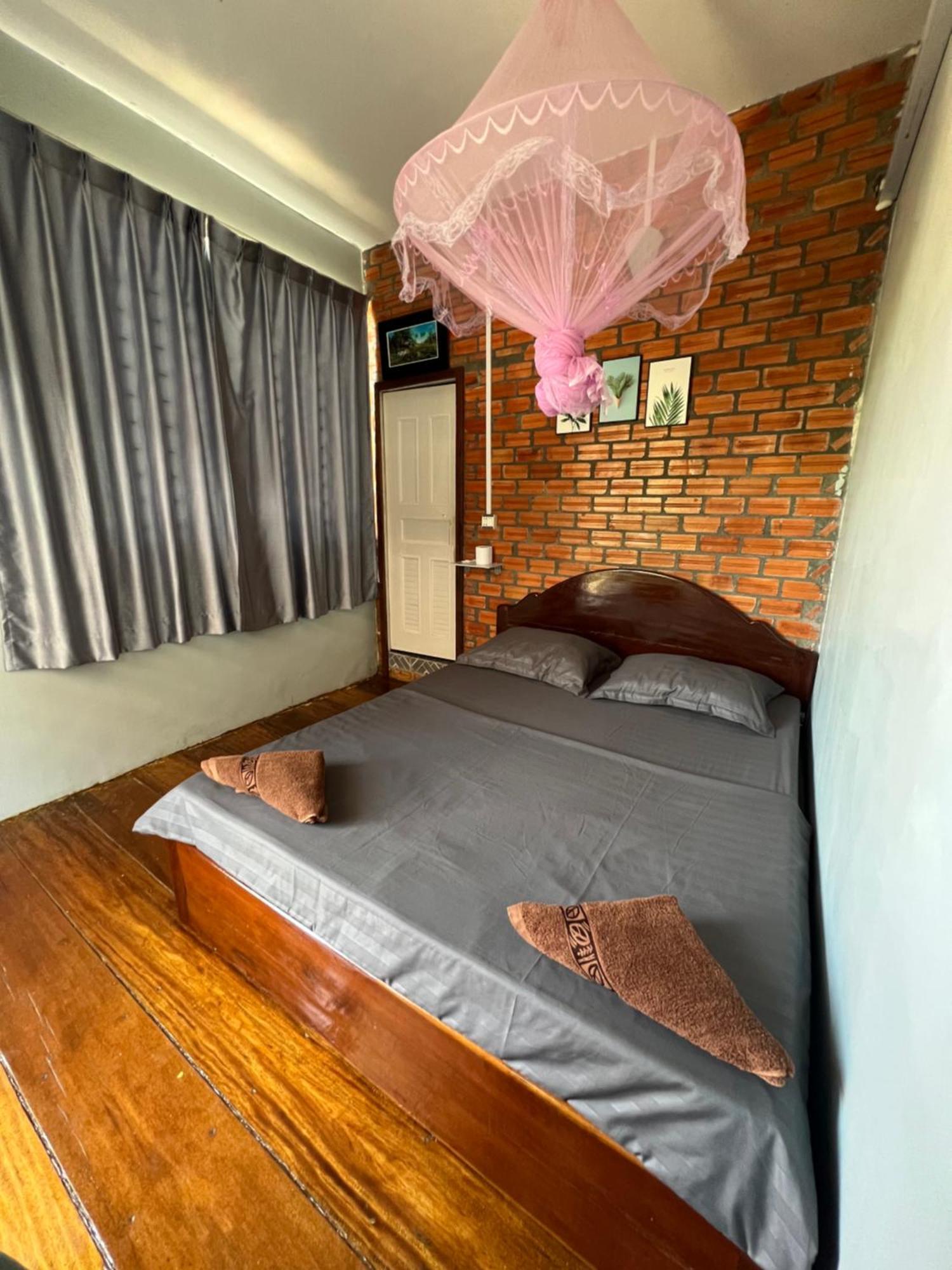 Ing Ing Guesthouse Koh Rong Sanloem Exterior photo
